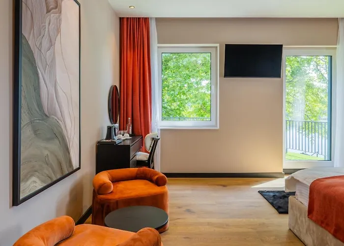 Hotel El Toro Am Seilersee Und Restaurant Iserlohn